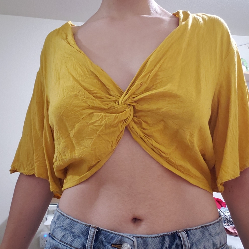 crop top